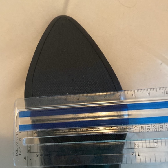 Stylish luxury PRADA black patent leather heels - Picture 8 of 8